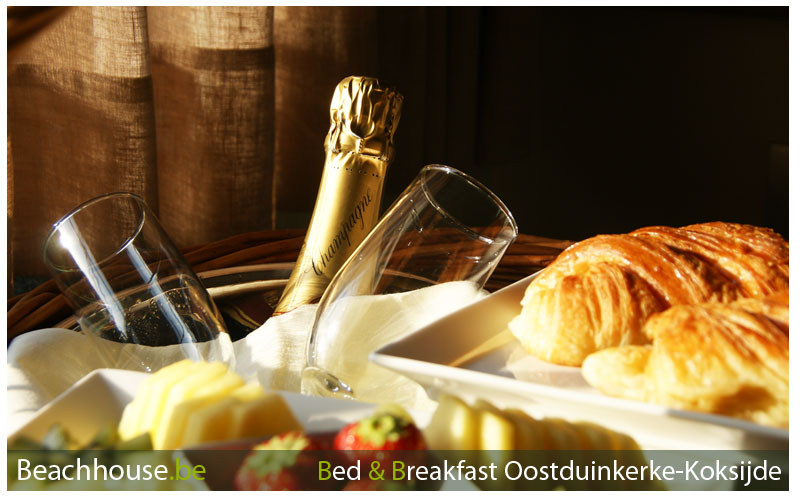 Champagne ontbijt bed en breakfast ontbijt op bed