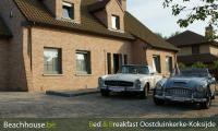 oldtimers geparkeerd op ons parkeerterein