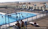 het kinderbad van het openluchtzwembad in oostduinkerke op het strand