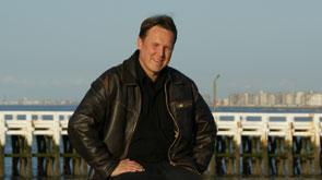 Bart Beachhouse zee op de pier in nieuwpoort bad